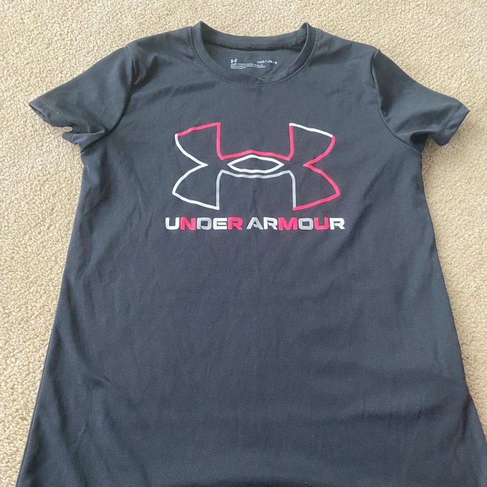 Under Armor shirt (girls)